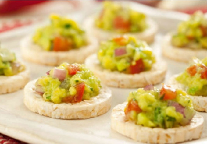 Biscoitos de Arroz com pimenta e Guacamole